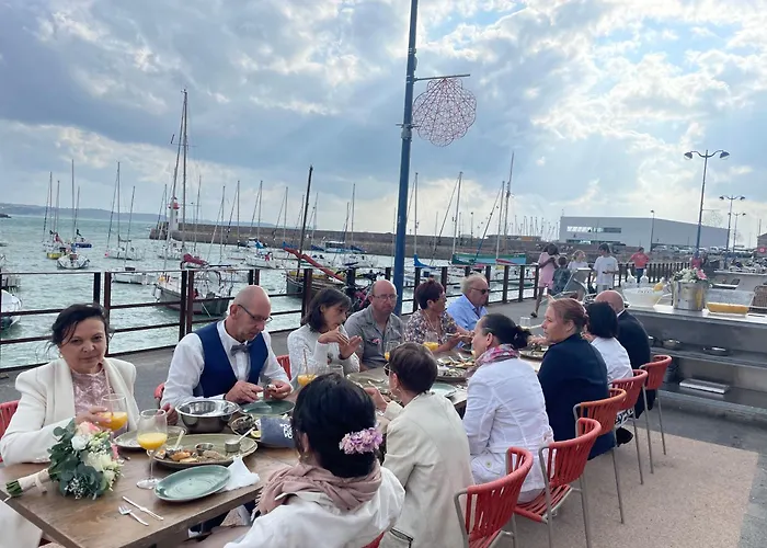 La Table De Jeanne - Hotel & Restaurant