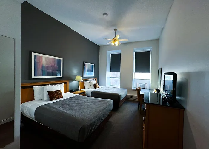 The Met Hotel