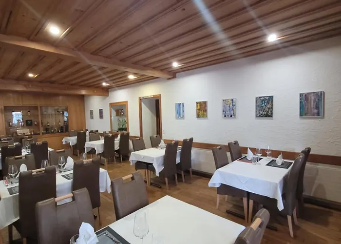 Dinh Residence