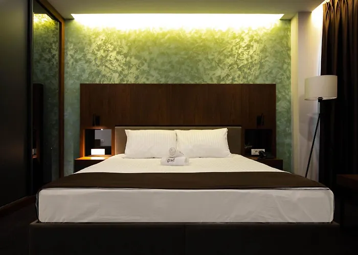 Hotel Bograd - Apartments & Lounge Station