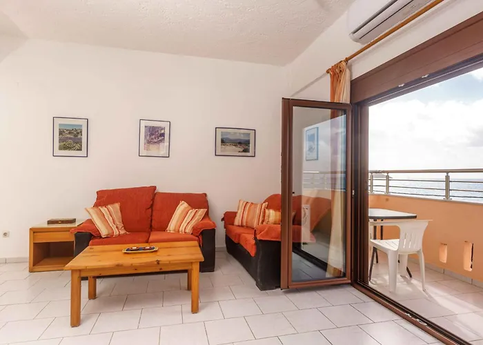 Alexander Beach Hotel