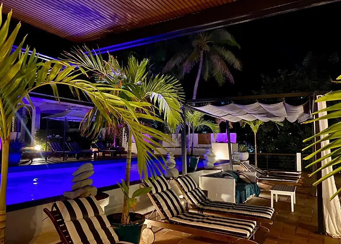 Boutique Beachfront Hotel on Isla Contadora