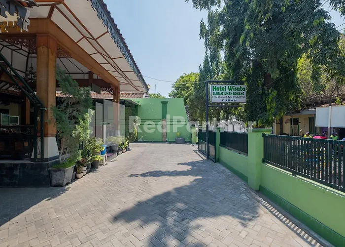 Hotel Wisata Ziarah Sunan Bonang Syariah Mitra Reddoorz