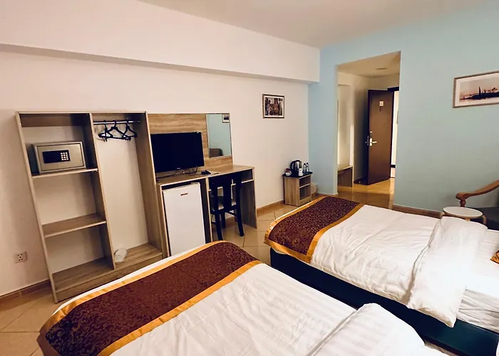 Aquavista Hotel & Suites