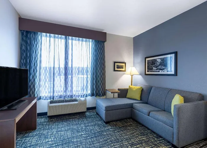 La Quinta By Wyndham Morgantown