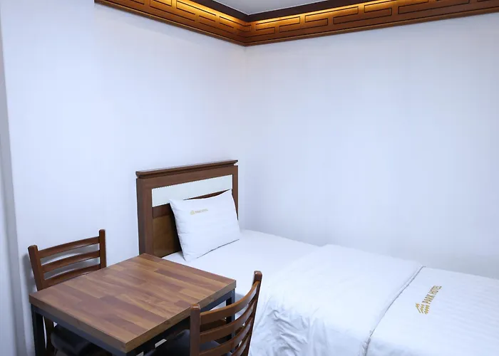 Goodstay Andong Park Hotel