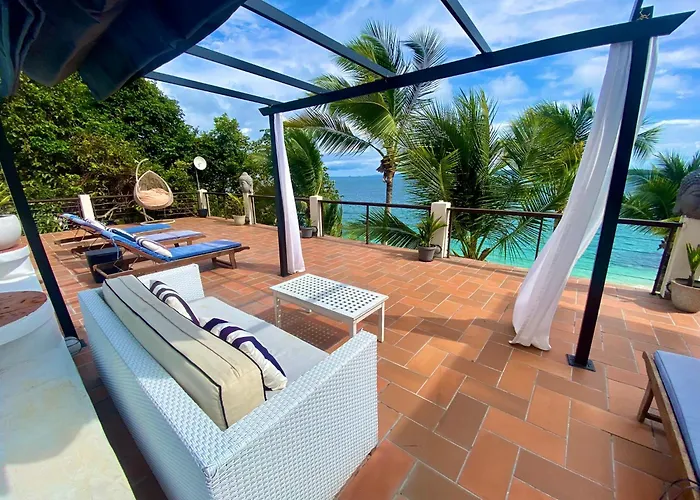 Boutique Beachfront Hotel on Isla Contadora