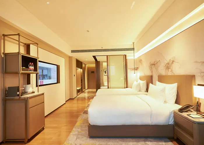 Guangzhou Pazhou LN DongFang Hotel-Free shuttle between hotel&Exhibition Center during Canton Fair&Exhibitor Registration Counter