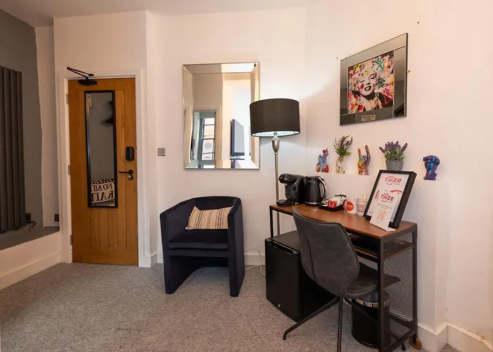 Riize Boutique Hotel Worcester Self Check-In City Centre