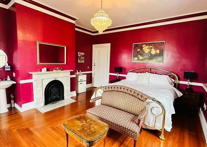 The Hamilton Hoppin House