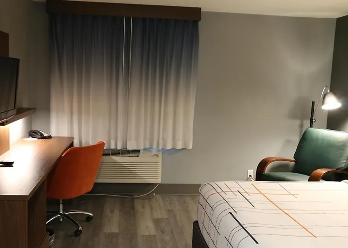 La Quinta By Wyndham Chicago Gurnee