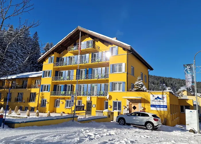 Grischalodge Das Hotel Mit Bergblick Seit 1929 - Schlicht, Preiswert Und Mit Einem Touch Nostalgie