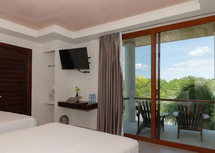 Aquastar Unique Hotel & Apartments Mahahual