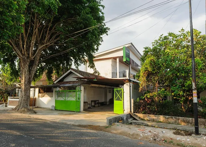 Urbanview Hotel Betego Syariah Enggal By Reddoorz