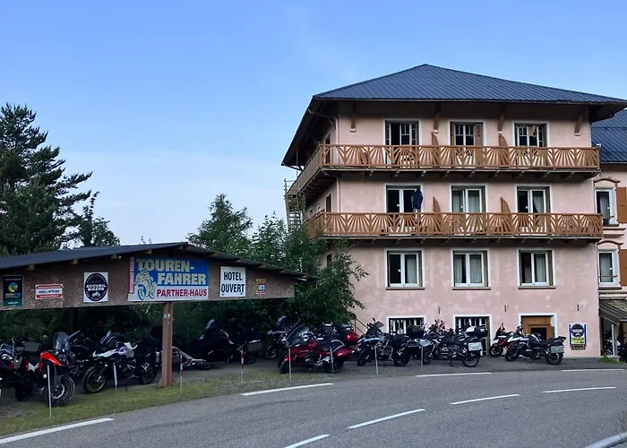 Belvédère Relais Motos