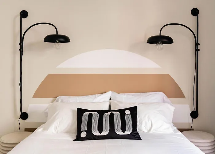 Maison Place Royale By Luxury In Transit