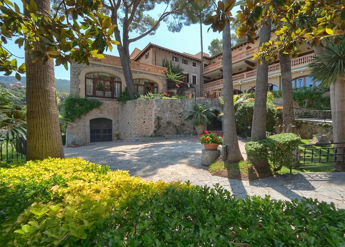 Es Moli Hotel