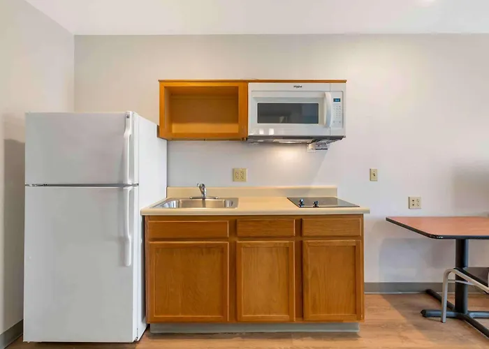 Extended Stay America Select Suites - Cleveland - Avon