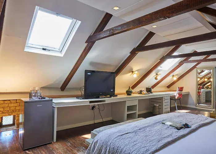 The Robertson Small Hotel And Spa By The Living Journey Collection