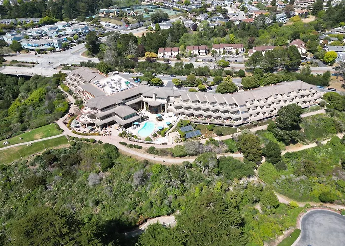 Spectacular Ocean View -Heated Pool And Spa- Seascape