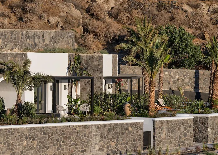 Palm Island Suites