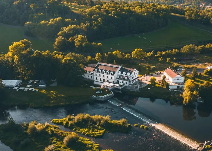 Romantic Hotel Mlyn Karlstejn