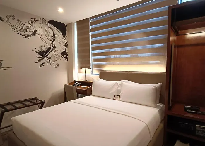 The Henry Hotel Roost Bacolod