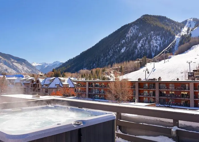 Independence Square 311, Best Location! Hotel Room With Rooftop Hot Tub In Aspen