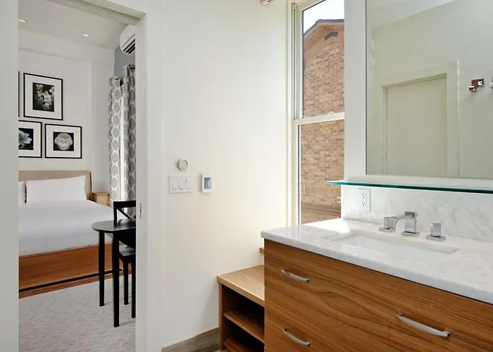Independence Square 212, Studio With Beautiful Finishes. A+ Location In Downtown Aspen