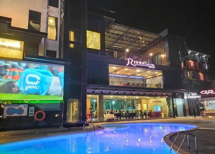 River Hotel Pattani