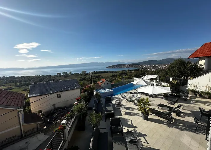 La Vista Luxury Villa