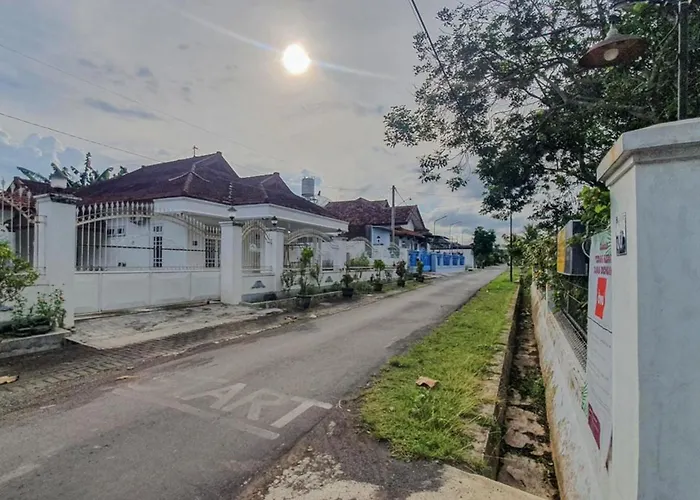 Hotel O Villa Kusuma Residencenearrsi Fatimah Banyuwangi