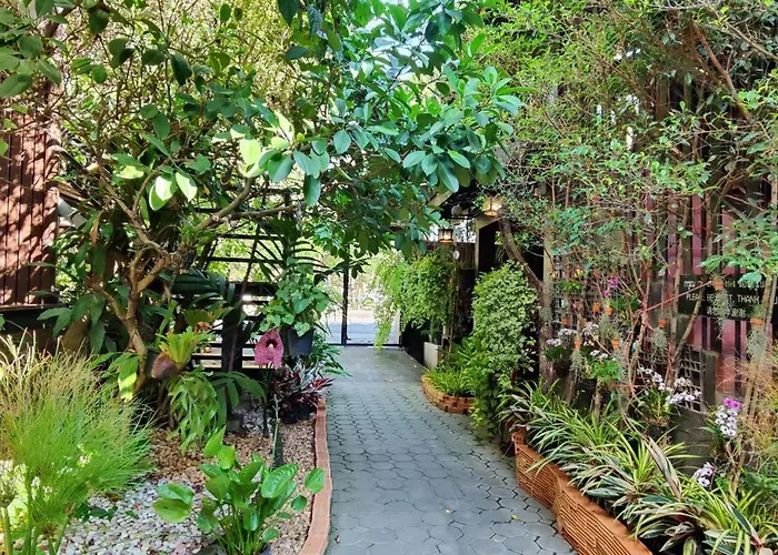 Hoh Guesthouse