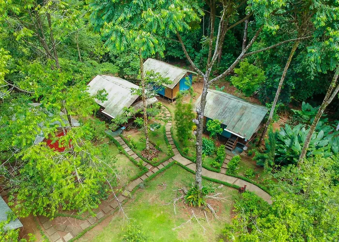 Hidden Paradise Lodge