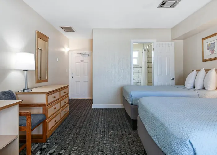 Palm Crest Resort Motel
