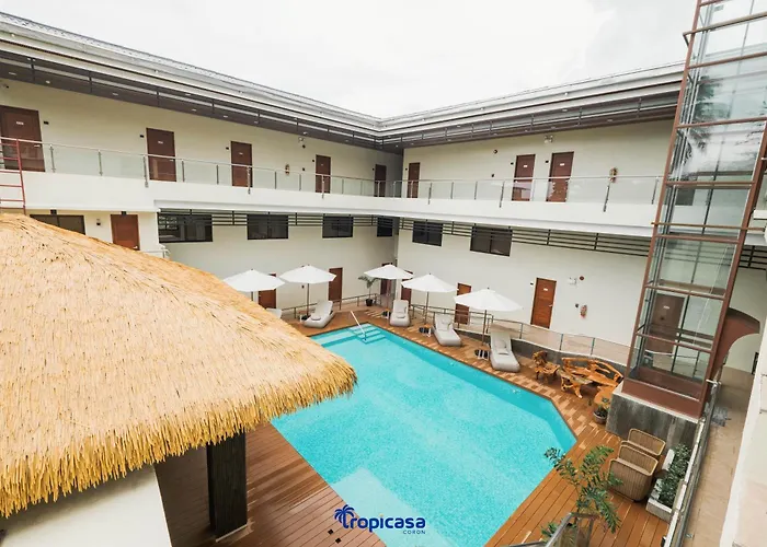 Tropicasa Hotel
