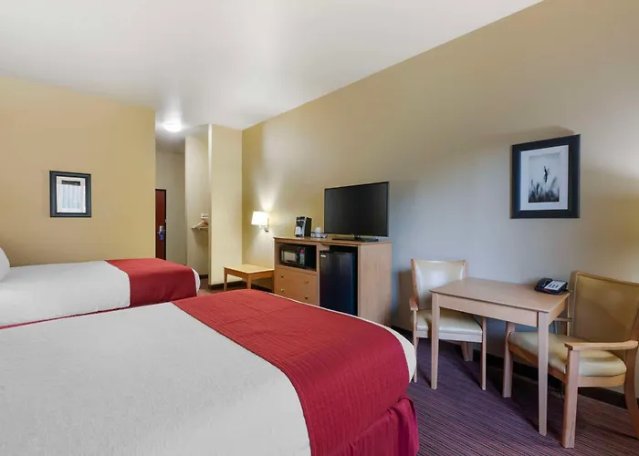 Best Western Golden Prairie Inn And Suites