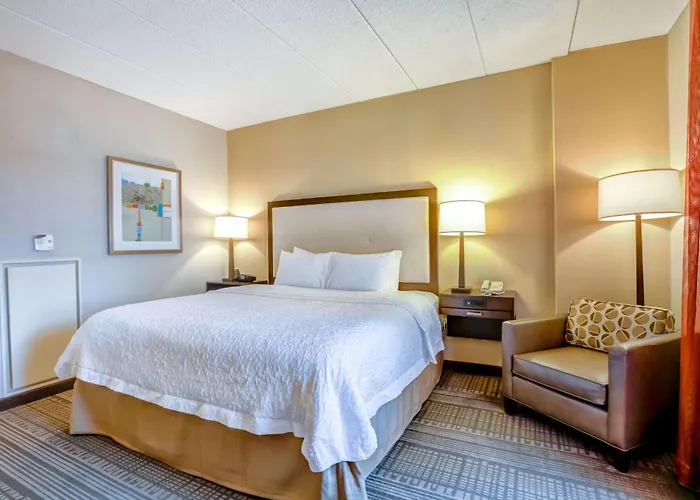 Hampton Inn Boston-Norwood