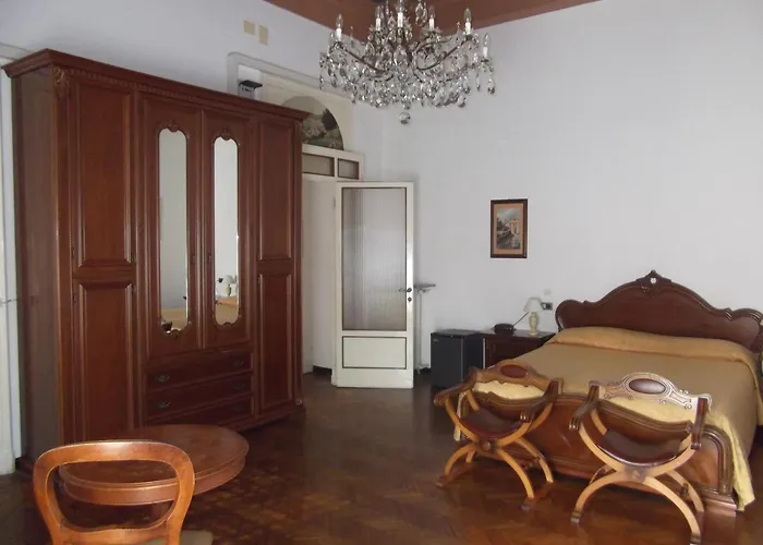 Hotel La Vela-Castello Il Rifugio