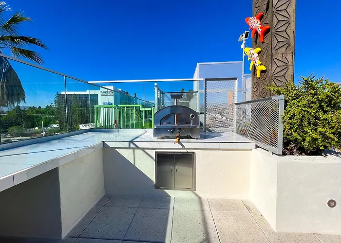 Luxury La Penthouse Prime Location Min From Hollywood And Downtown