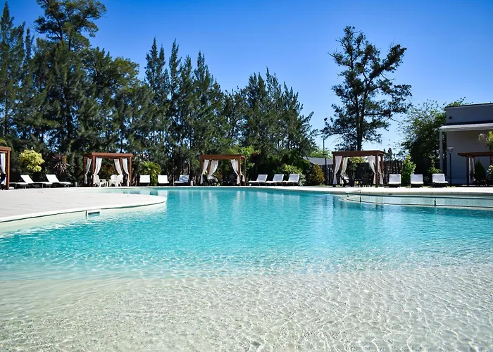 Howard Johnson Plaza & Convention Center Spa La Plata