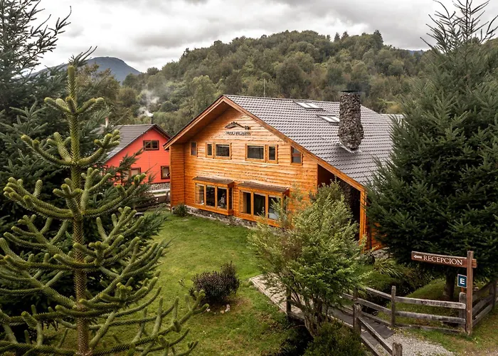 Alto Melimoyu Hotel & Patagonia
