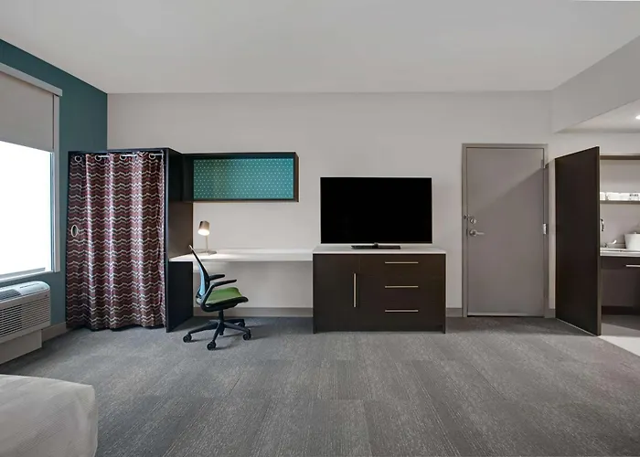 Home2 Suites By Hilton Milwaukee Downtown