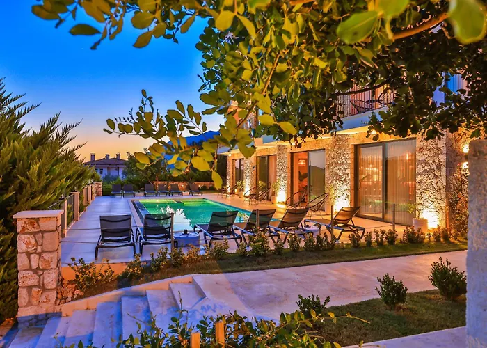 Carruba Boutique Hotel