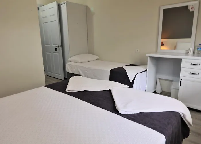 Canada Hotel & Bungalows