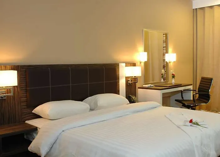 West Inn Hotel Faisalabad
