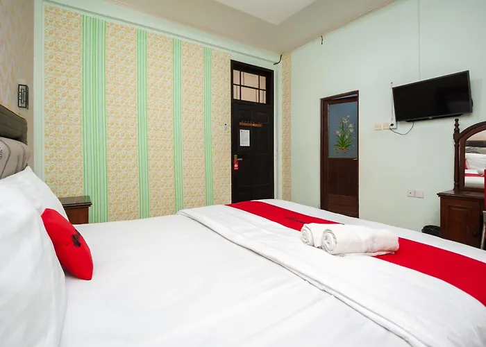 Reddoorz Syariah At Bumi Siliwangi Residence Padang