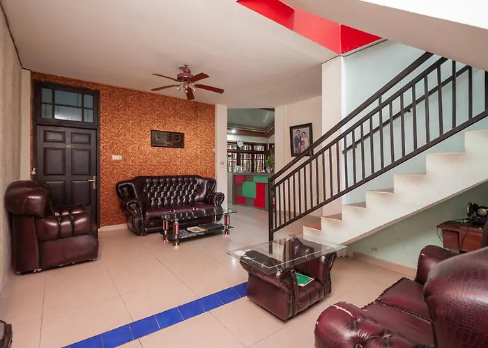 Reddoorz Syariah At Bumi Siliwangi Residence Padang