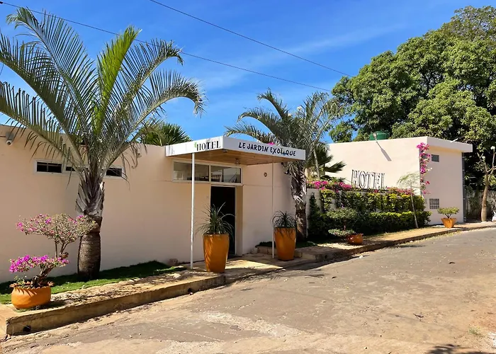 Le Jardin Exotique Hotel