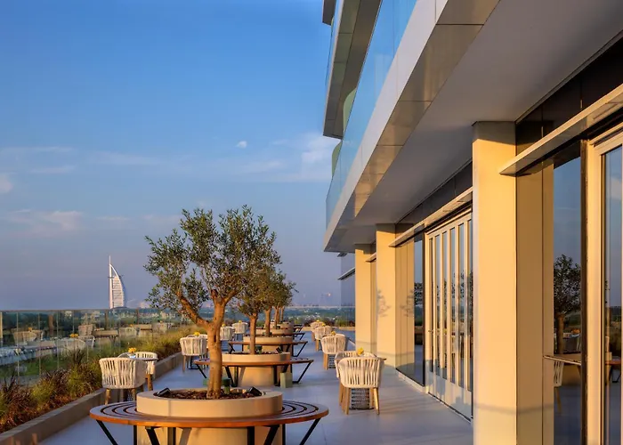 Avani Plus Palm View Dubai Hotel & Suites